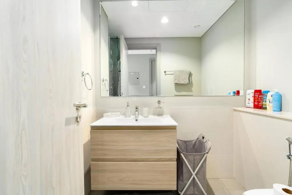 1 Bedroom In Zada Tower - Business Bay - Dubai Apartment